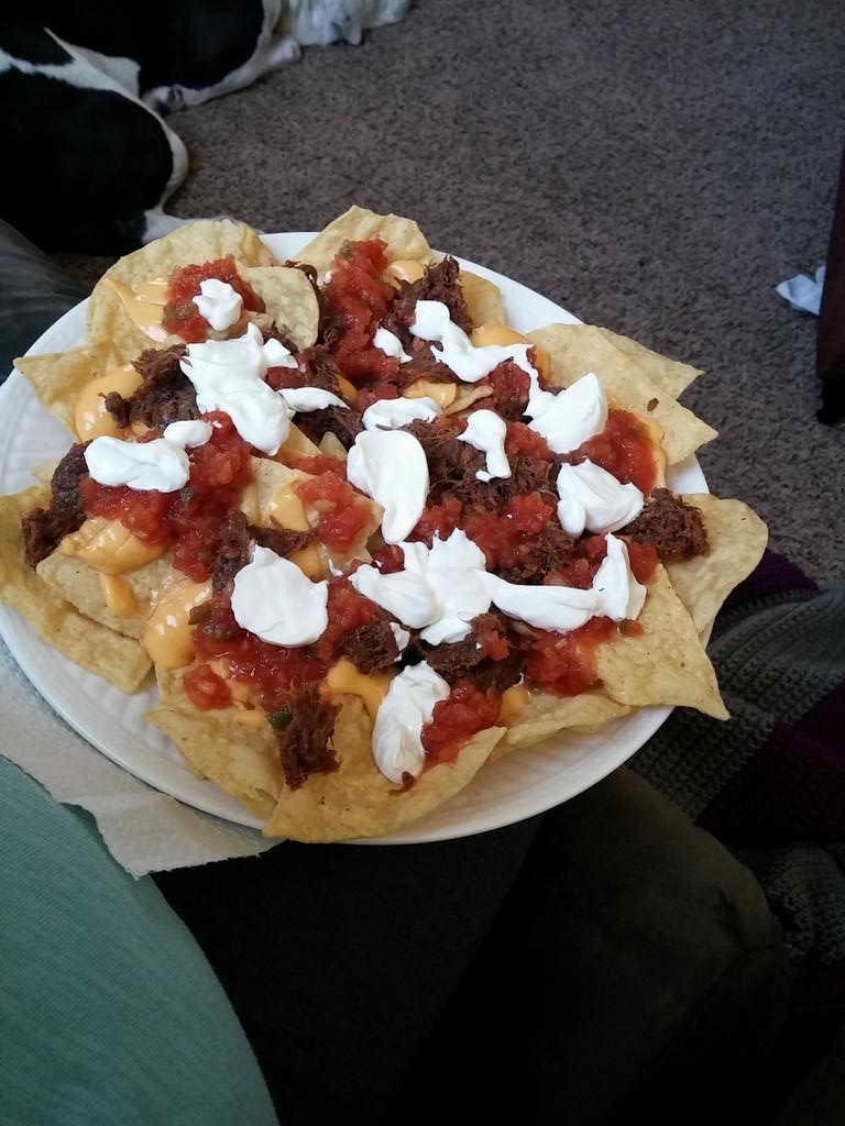 gor_jes's tweet photo. Still full from lunch #lunch #nachos #foodlover http://t.co/wYN4X5CIqH