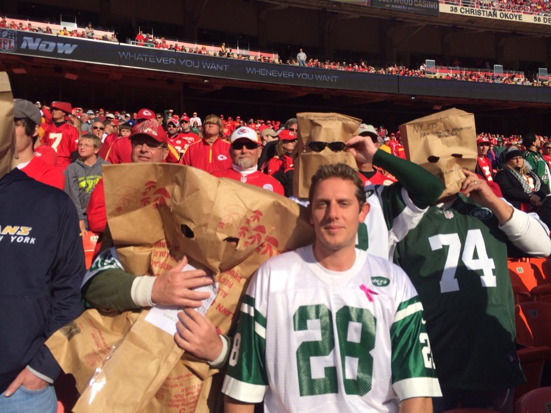 singleTed's tweet image. @cc660@BoomerandCarton @7BOOMERESIASON met some jets fans in KC #brutal