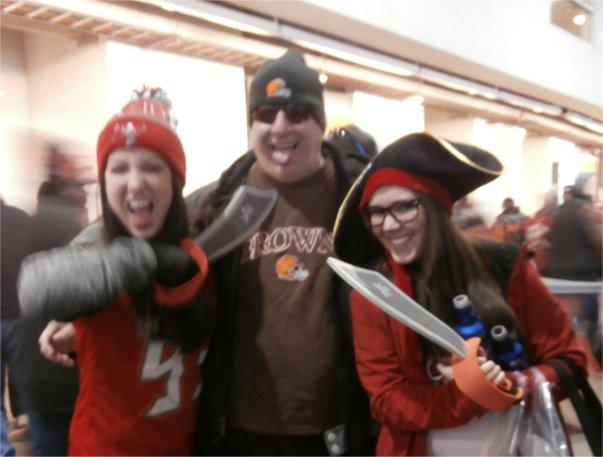 robashworth's tweet photo. 🏈 At halftime, these #Buccaneers fans wanted to slay #Babalou but guess who got the last cut 🔪 5 & 3 Baby! @Browns 🏈 http://t.co/UaCjk3Uuf6