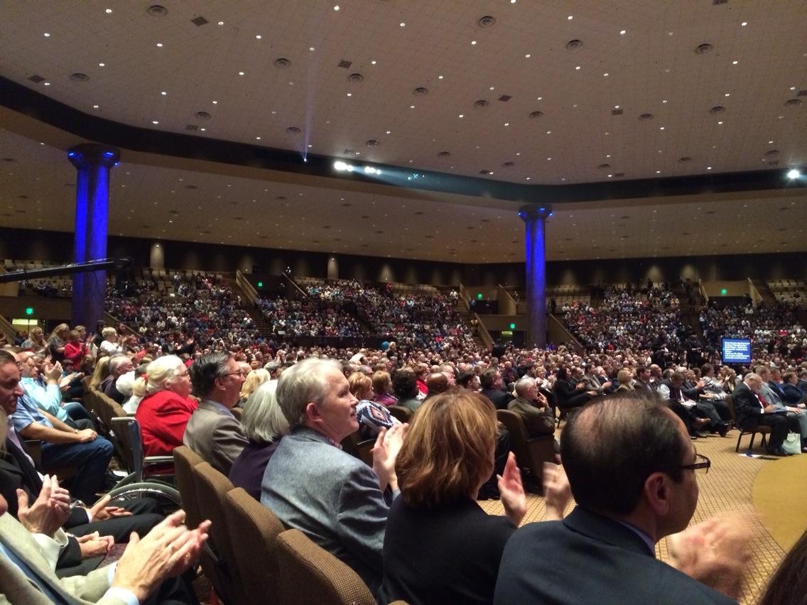 BWBond's tweet photo. Full house at #IStandSunday #LetHoustonVote http://t.co/uXBCjxT5P3
