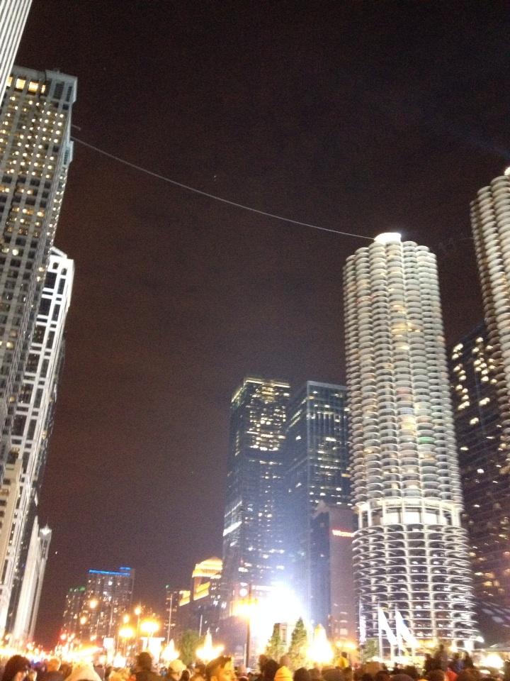 BarbieWilms's tweet photo. Waiting........#hurryupnick #skywirelive http://t.co/q4FHzYct64