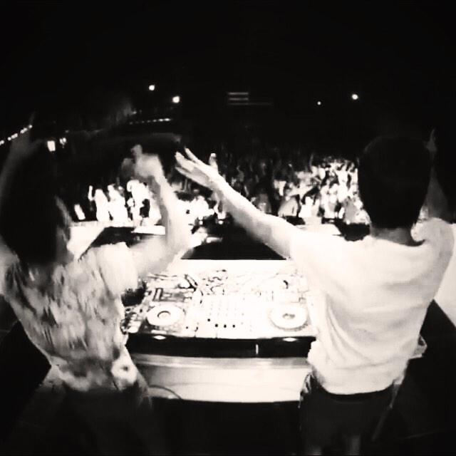 Grandes momentos con mi bro de cabina y compi de <a href="/resetbookings/">Reset Bookings</a> <a href="/davidrojas_dj/">David Rojas</a>