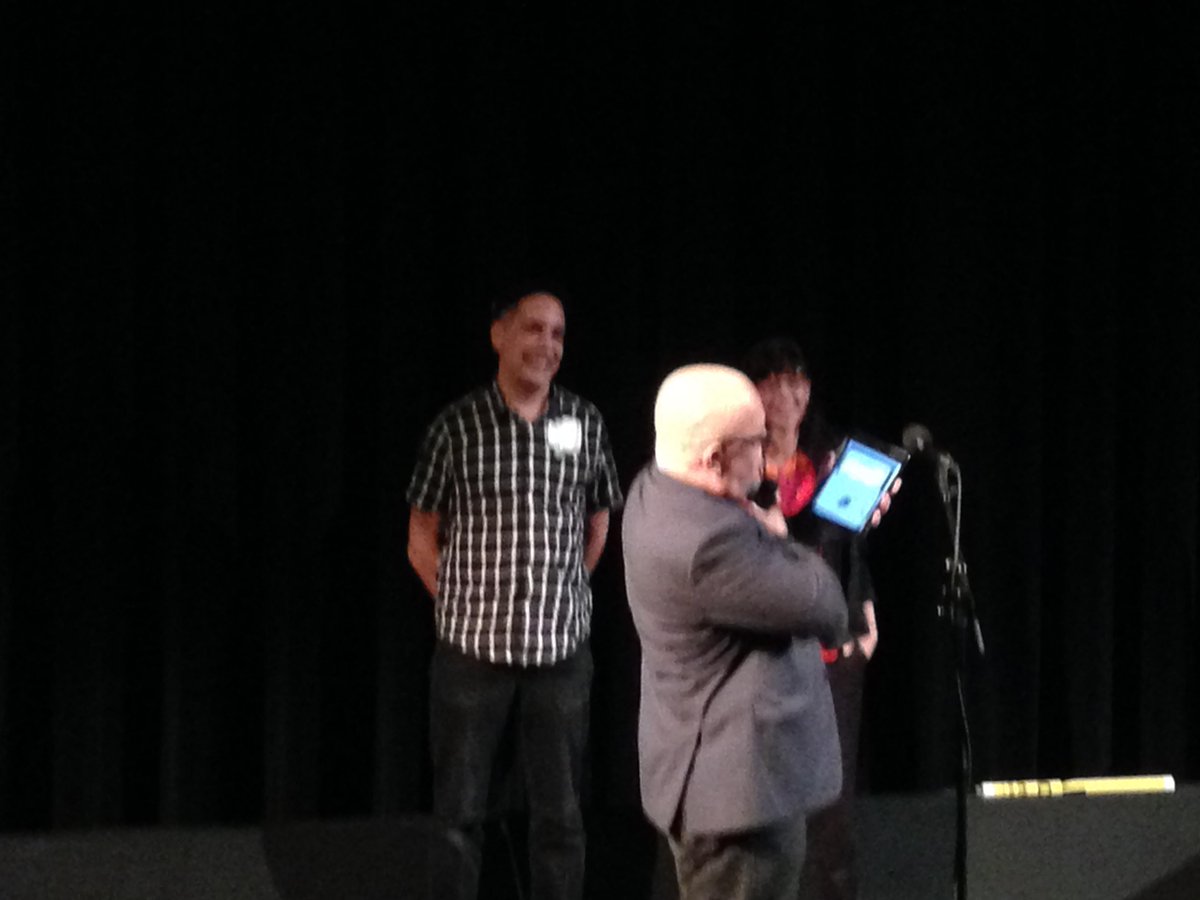 vpsn's tweet photo. .@MarkBusse adjusts the decibel meter to break the tie btwn @PtFry and @andreareimer to determine the #lcsvan winner. http://t.co/OPZMLr5a6Y