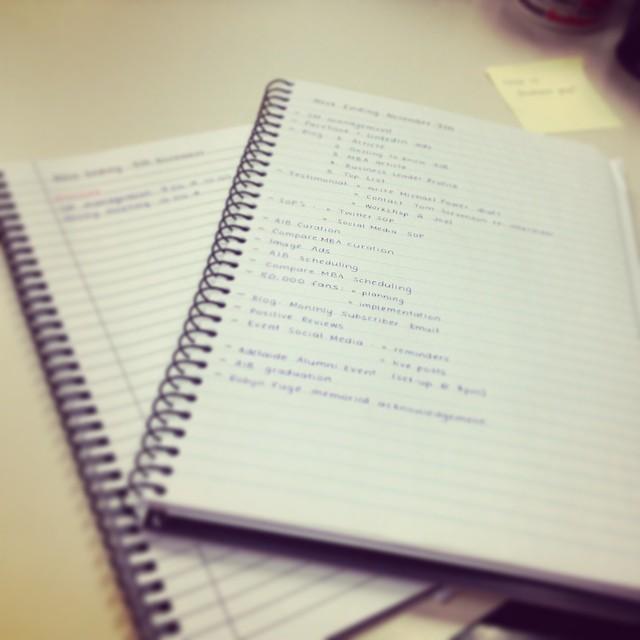 SimoneLouise_XX's tweet image. Monday morning is exclusively spent replying to queries and writing lists. #thinkPR #CommsLyf ift.tt/1ukRv4o