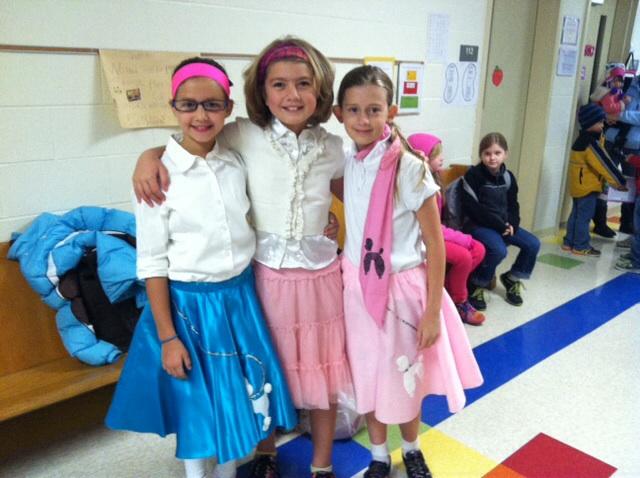 HillisDMPS's tweet photo. Celebrating the 50th Day of school in style! http://t.co/ayGELtug1C