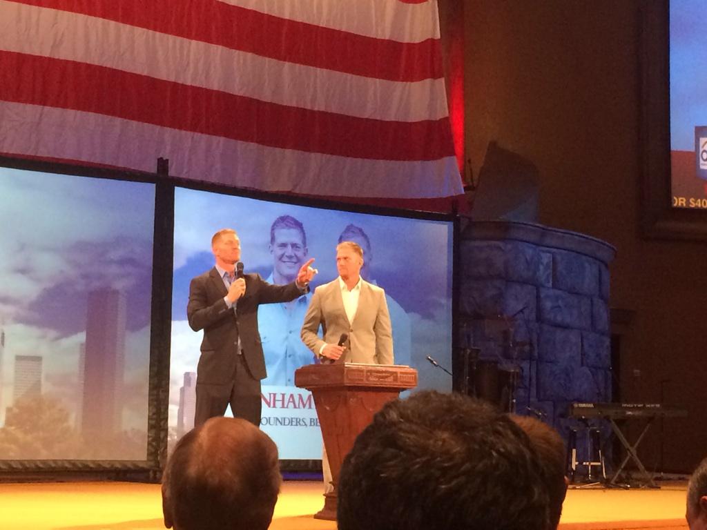 memeographs's tweet photo. And failed Reality TV wannabes shall lead them! #LGBT #4Houston5 RT @FRCdc: Live @benhambrothers  #IStandSunday http://t.co/dFpkJJlFnz