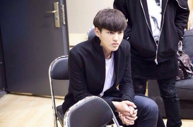 i_spearfan90's tweet photo. พี่หล่อครับ ชอบมากกก หล่อเกินไปแล้วววว~~ 😍😎#WuYiFan #KRIS #HelloActorWu http://t.co/B6HebX8qfR