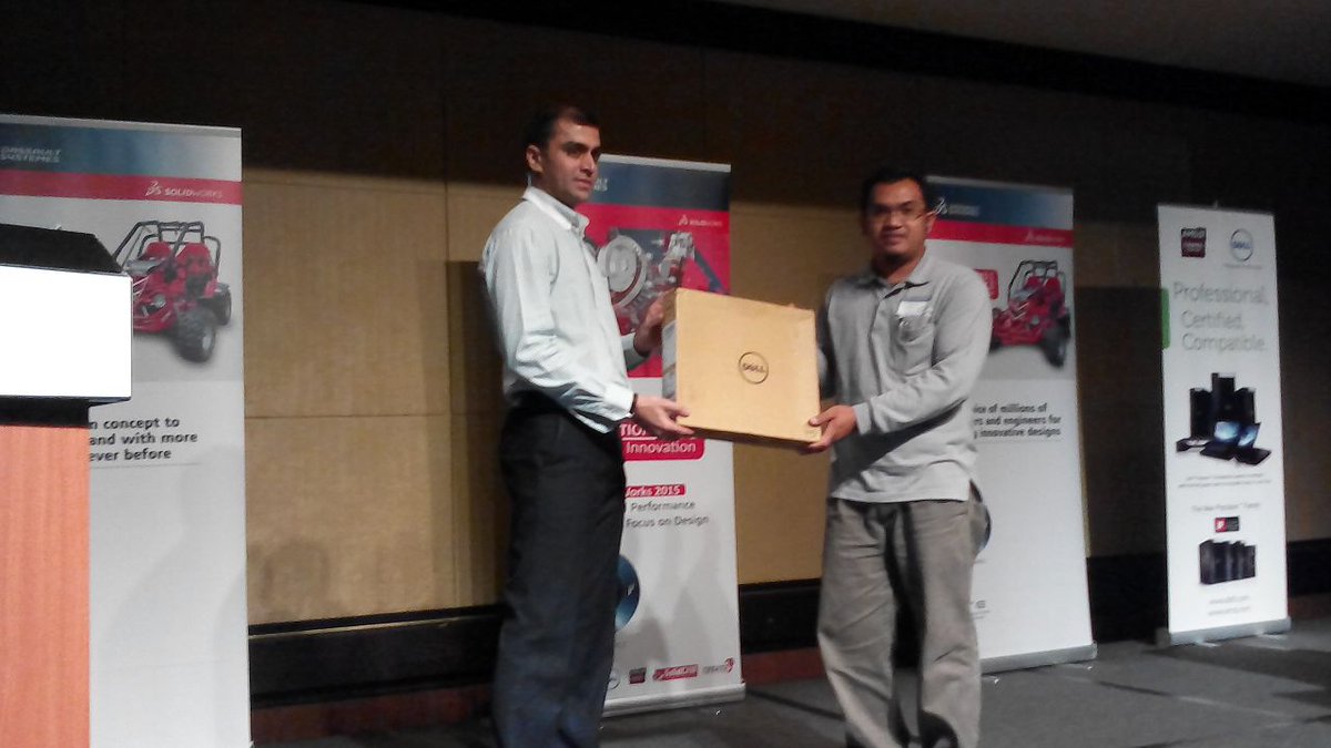 ciahee's tweet photo. #ATEMY #SWID2015 Our grand prize winner!! Mr. Mohd Akmal Halimi from SA &amp; BA Precision Industries Sdn Bhd http://t.co/RRBU0V0YfW