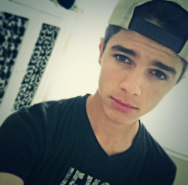 Rt for a follow☺️