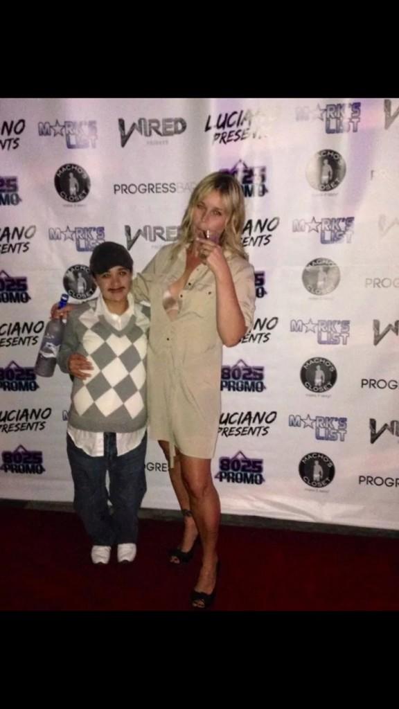 Possibly the best Halloween costume <a href="/chelseahandler/">Chelsea Handler</a> what do you think? #ChelseaHandler