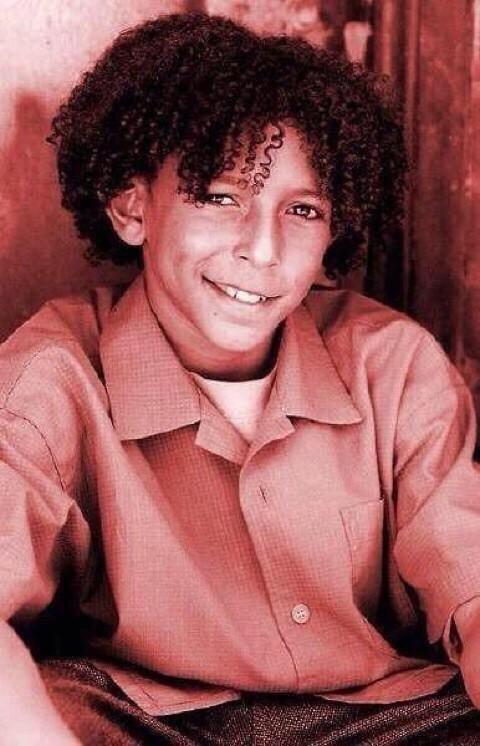 ABluefish's tweet photo. "@FunnyPicsDepot: Remember Zero from Holes? This is him now, feel old yet? http://t.co/OFy276taYX" he was sexy as shit..