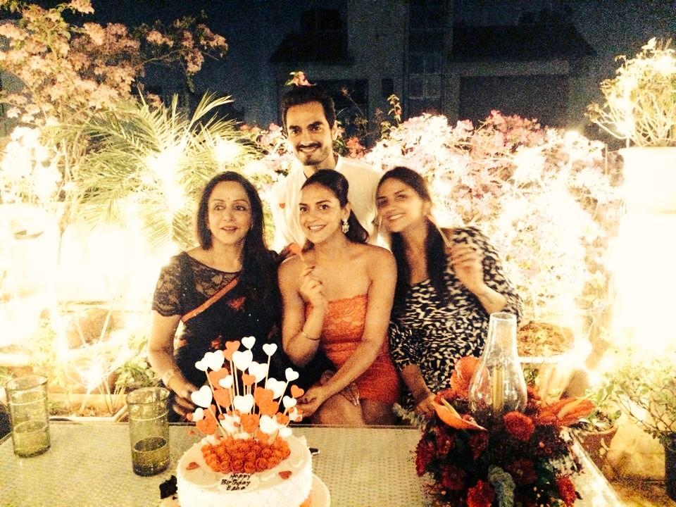   Thank u all for the birthday wishes!!! Had a lovely time with family n close friends  Happy birthday