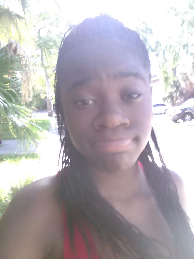 HuntsKayla tweet picture