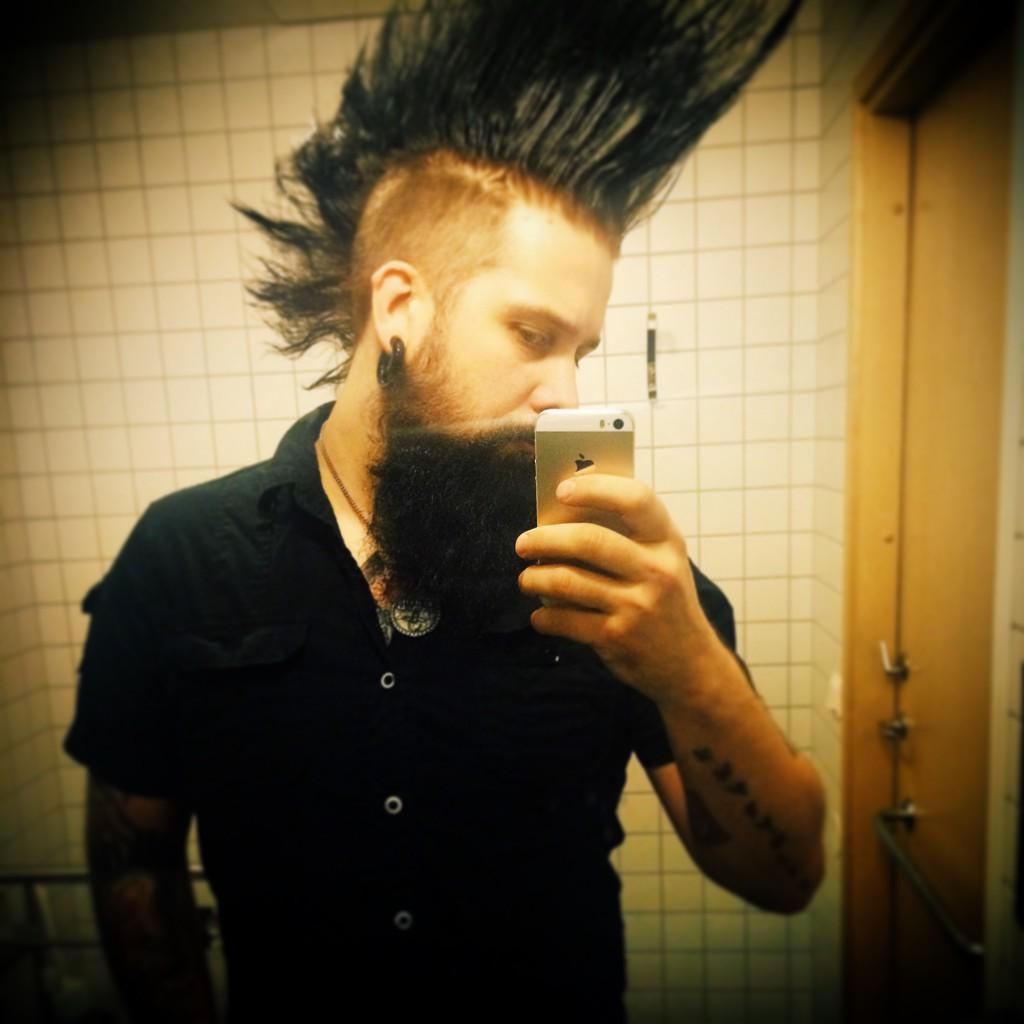 RateMyBeard's tweet photo. Visit Rate My Beard &amp; vote for @freeradical_se - Please RT - http://t.co/9NP179xZjj http://t.co/W02HMLm3eB