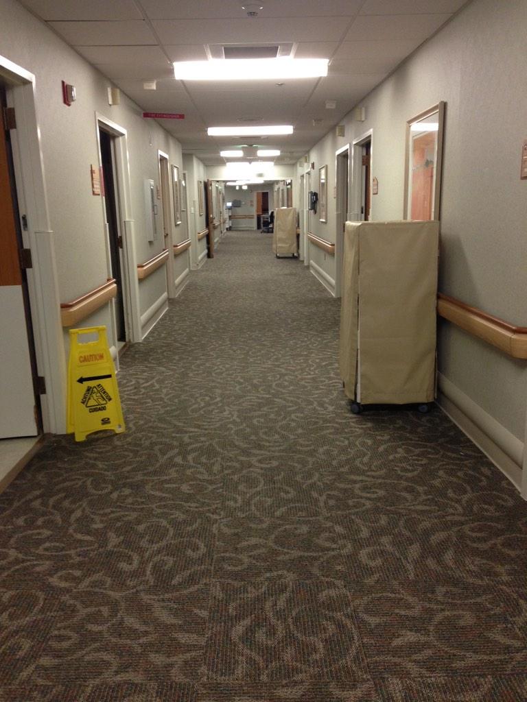 jaear76's tweet image. works so slow today! I guess I shouldn't complain because I get to relax but it makes my shift feel twice as long!