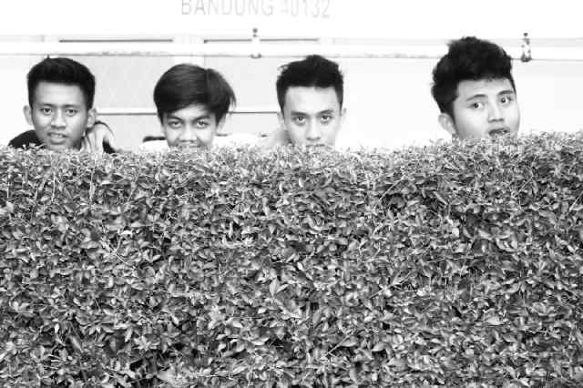 Bombasfriend @bombasterwit