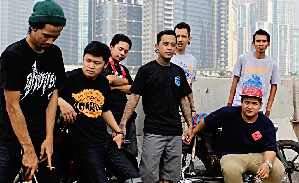 GlimpsyCloth's tweet photo. Glimpsy crew http://t.co/xUEcTX6qiO