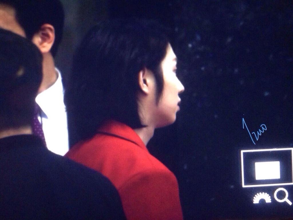 B1g6s56CYAEVTL4.jpg:large