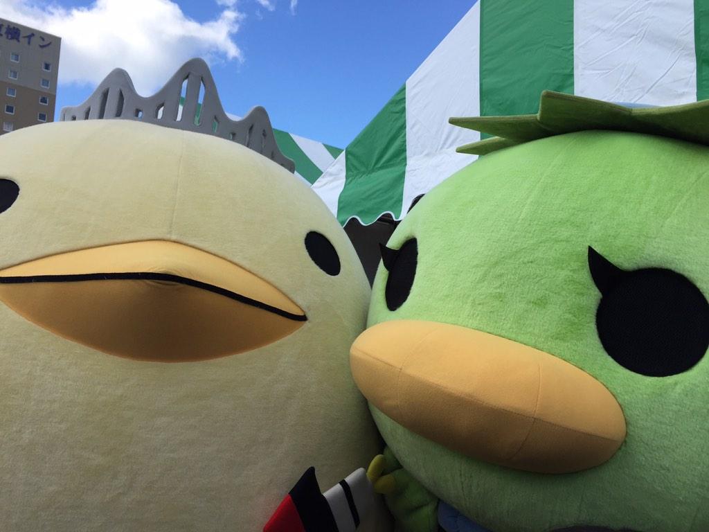 barysan's tweet photo. おたる運がっぱちゃんとパチリ(・∀・) http://t.co/UUHlpFcrpk