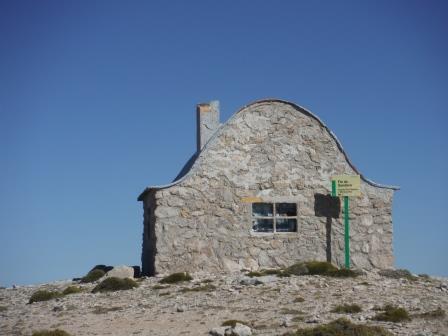 Actividad de senderimo del pasado viernes 31, subida al refugio de Miramundos a 2077m.