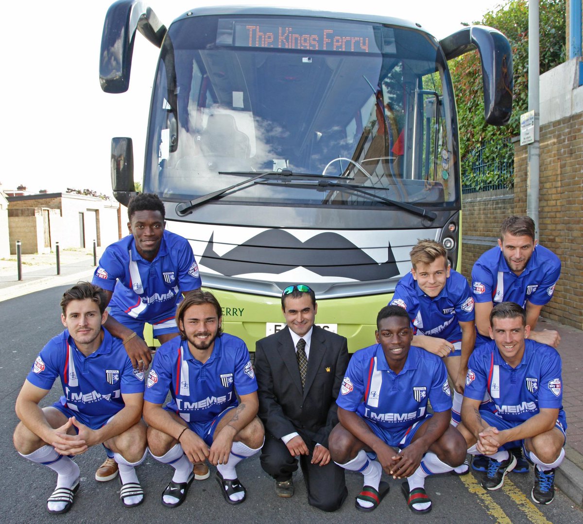 Roz Golds tweet media