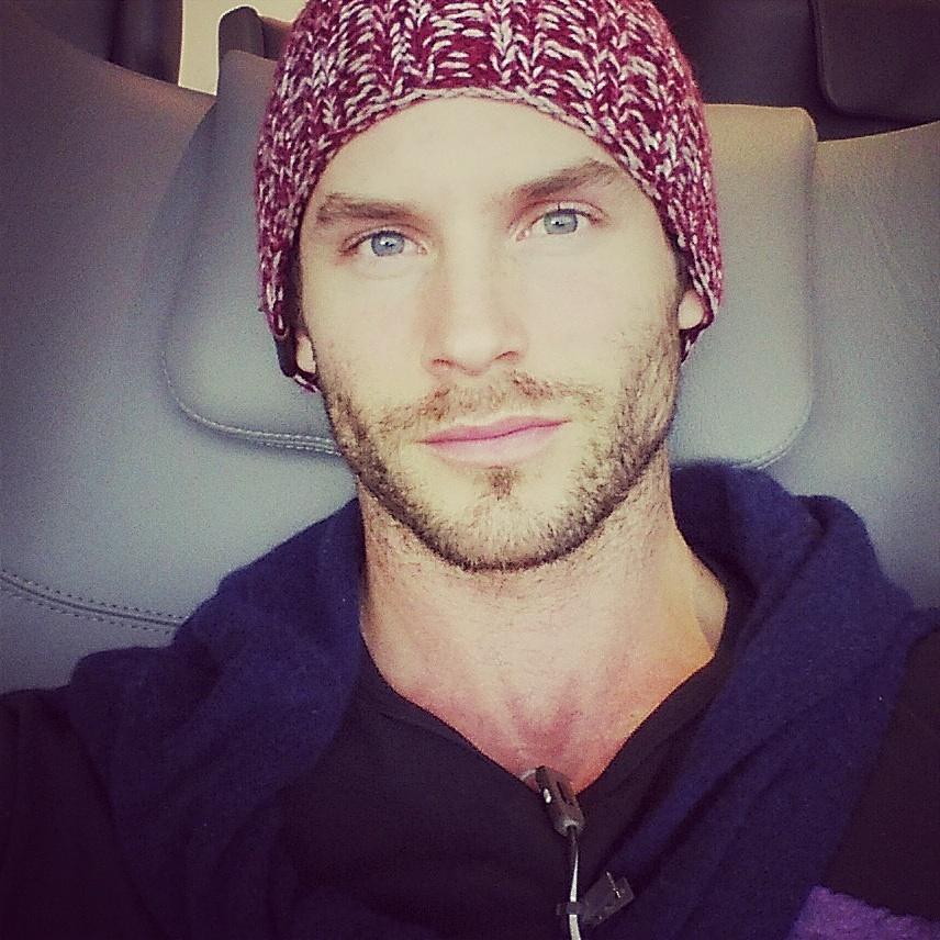 SamuelTrepanier's tweet photo. Chilling at the lounge βππππ»
#Lufthansa #eyes #hat #si02 #willyboys #willynyc #wilhelminadirect #pmamodel http://t.co/vJCziEbCQ0