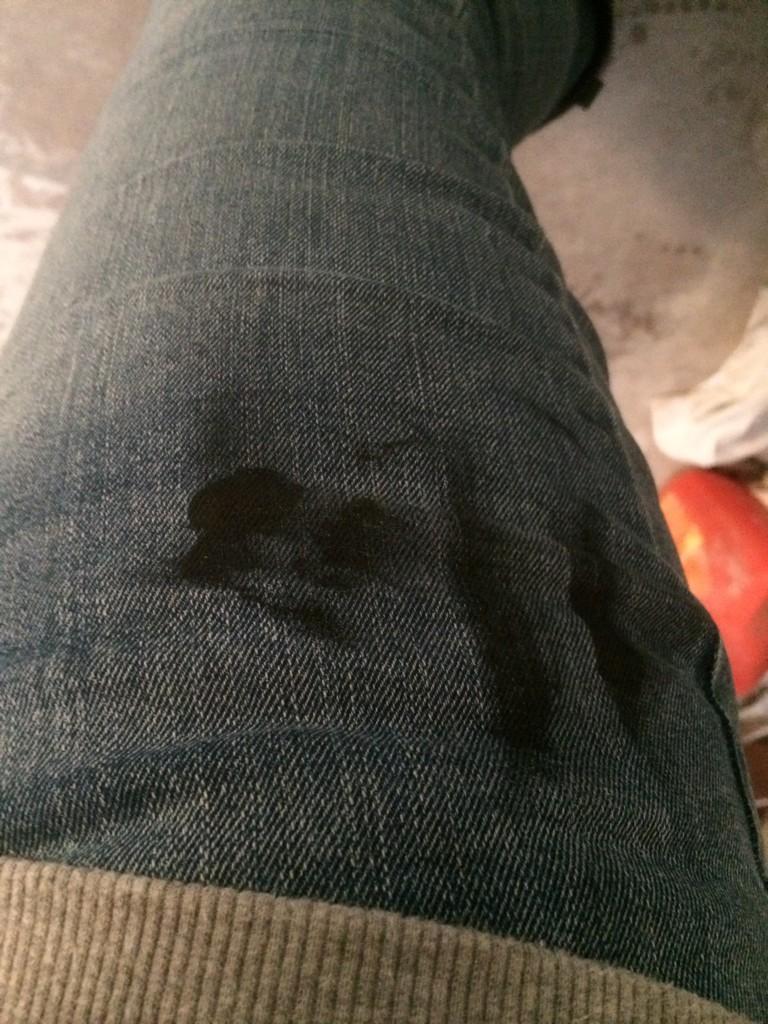 laura3991's tweet image. This is a fantastic start to my morning getting covered in oil!! #needtogobacktobed