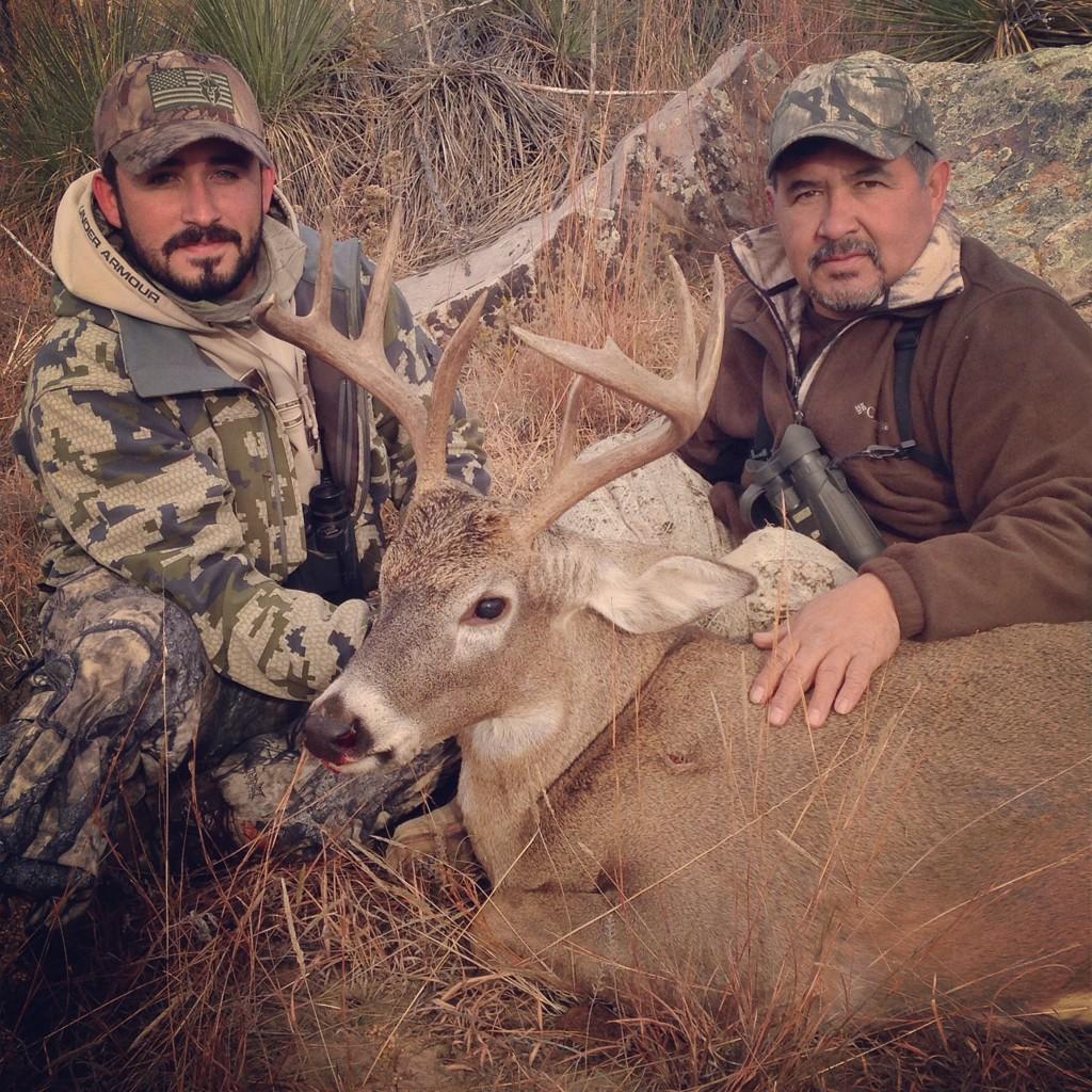 307_eric's tweet image. Pretty successful weekend in the  hills got my dad and buddy Logan tagged out.. Now I'll wait till the rut kicks in!