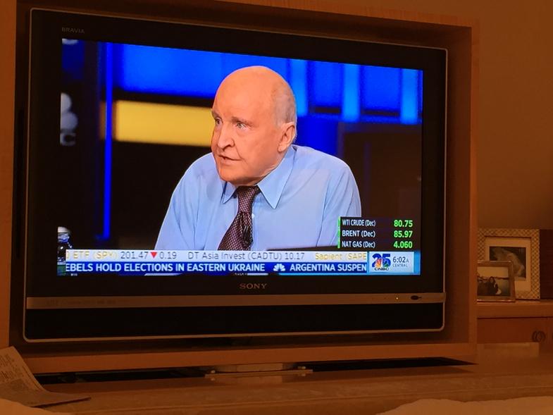 Tucked in for the next 2 hrs watching this brilliant guy on <a href="/squawkcnbc/">Squawk Box</a>. #nowthatsentertainment