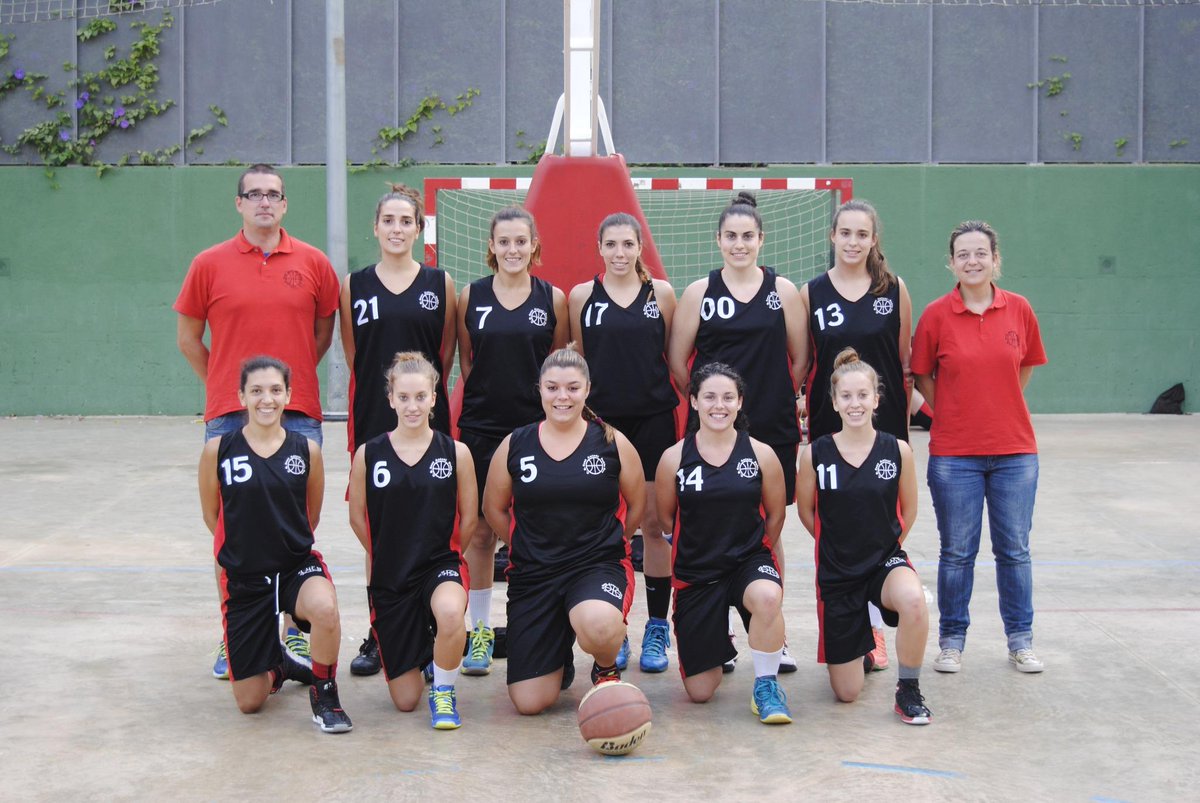 TatayD's tweet image. Dónde estás¿ Aquí
Qué hora es? Ahora
Qué eres? Este momento!!
#+4 #somdesegona #Cbsaps