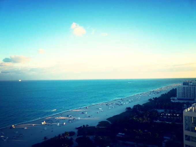 Such a nice view from our hotel ! #miami #sabrisse #isizzu #sapphira http://t.co/hH9hCJpoKF<a href="/tag/miami"class="tags">#miami</a><a href="/tag/sabrisse"class="tags">#sabrisse</a><a href="/tag/isizzu"class="tags"><span>#isizzu</span></a><a href="/tag/sapphira"class="tags"><span>#sapphira</span></a>