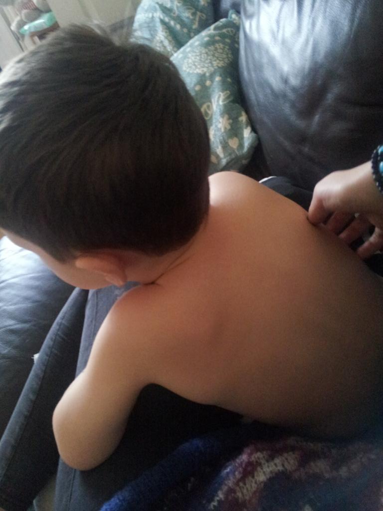 jaimoc90's tweet photo. "mam, snatch my back" yes boss.. http://t.co/XZOdnZpRwu