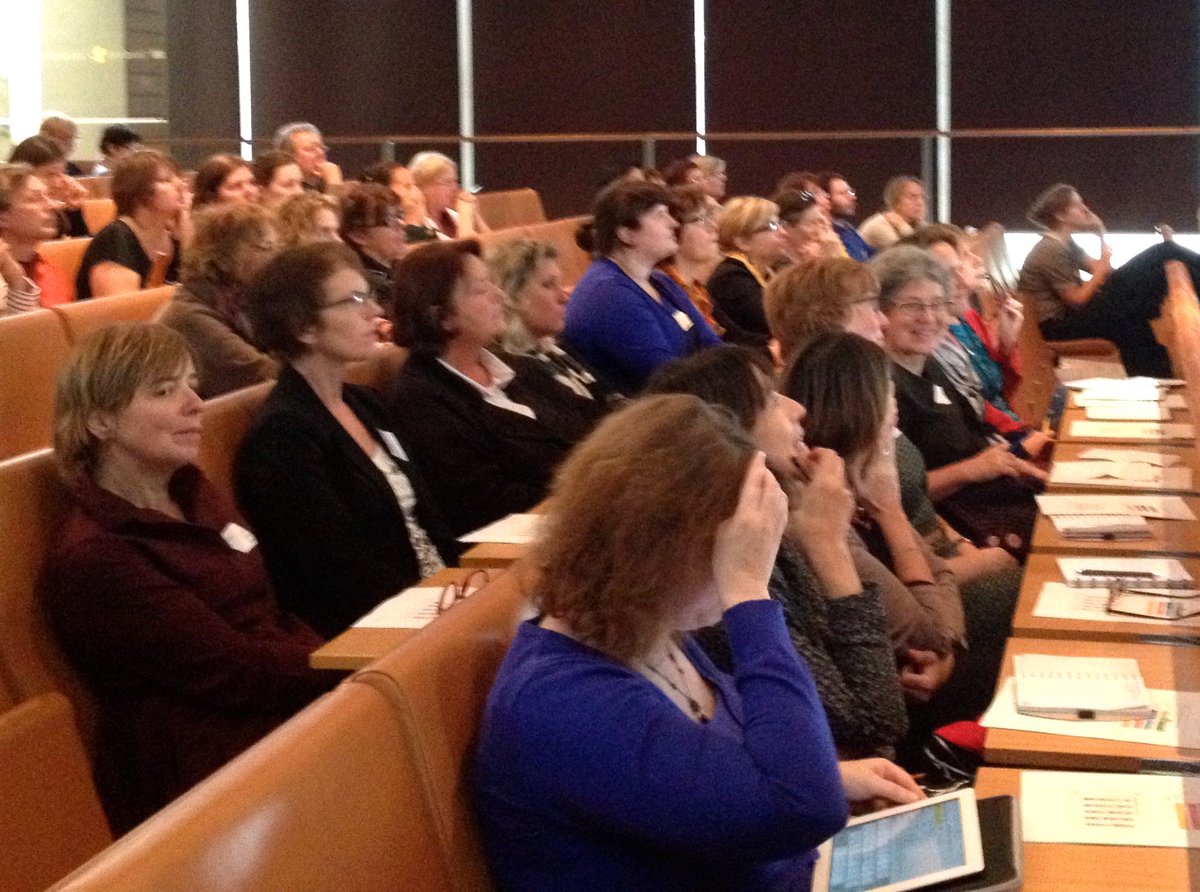 Bibnet's tweet image. Aandachtige deelnemers in het Provinciehuis voor de laatste DDD. #DDD2014