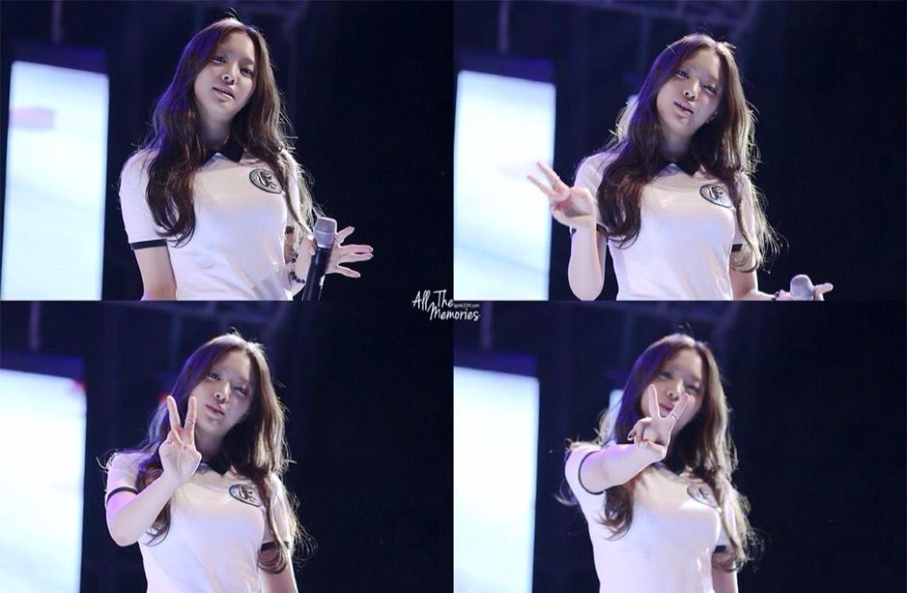 APink_INA's tweet photo. [FANTAKEN] 141006 APink at Soongsil University Festival #에이핑크 :: NAEUN *4 By AllTheMemories ~NC~ http://t.co/MgFAbhj1aE