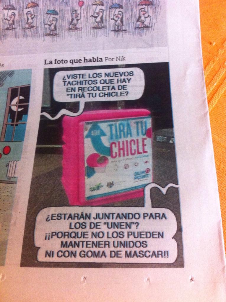 gumpoint's tweet photo. gracias @Nikgaturro !! Buscá los bins en CABA y tirá tus chicles ahí! #GUMPoint http://t.co/o9wPhE7tGk