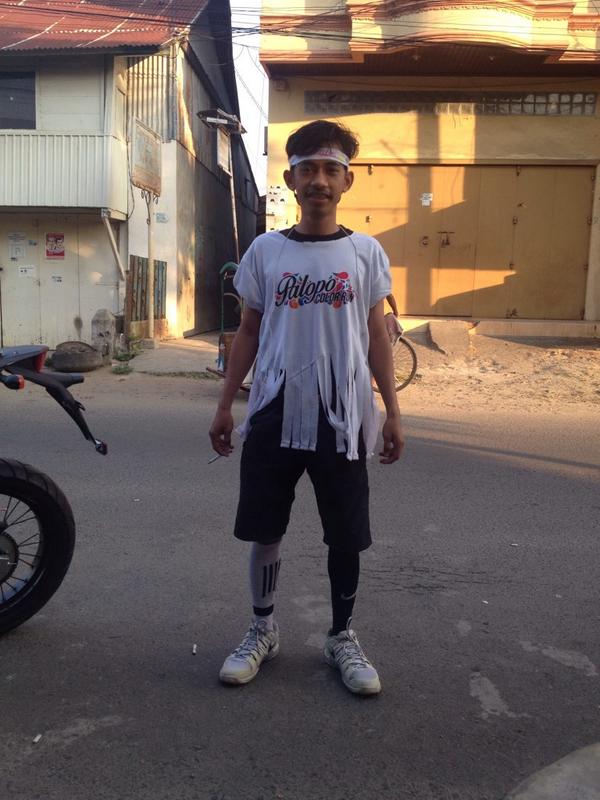 palopocolorrun's tweet photo. Selamat anda sebagai pemenang The Best Costum @palopocolorrun 2014 An.@DWisno Hadiah dapat diambil di @Samtobar1 http://t.co/X4dBIqxGTQ