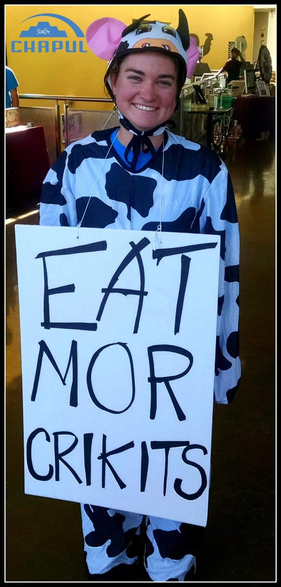 chapul's tweet photo. Just a friendly Monday reminder. . ."Eat Mor Crikits" http://t.co/ZsMl1j0fSw