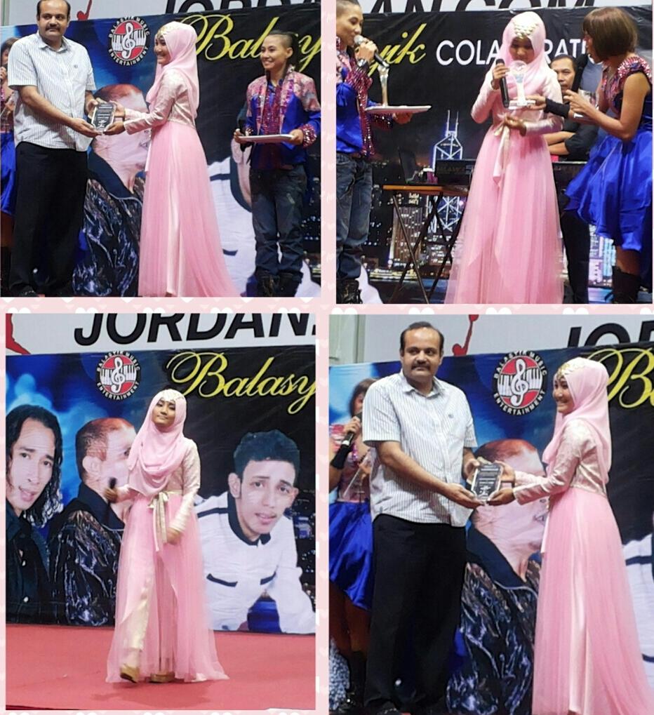 MelodyBudy's tweet photo. Ini @FatinSL  kemarin ke HK lagi de @Ndahkau ... tp sayang g sempat foto bareng. .. cumq foto wama mamanya Hehehehe http://t.co/ixpPfuvuch