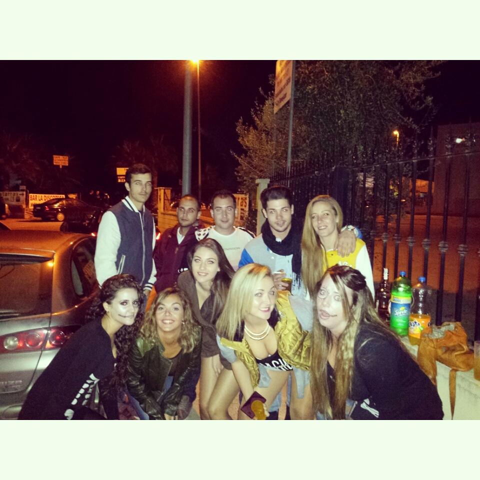 Viernes d metrodanceclub.... Esa gente d bigastroooo