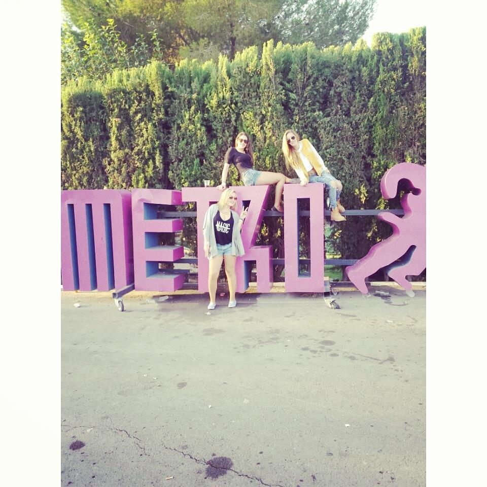 Halloween en metro..Dond mejor jijiji