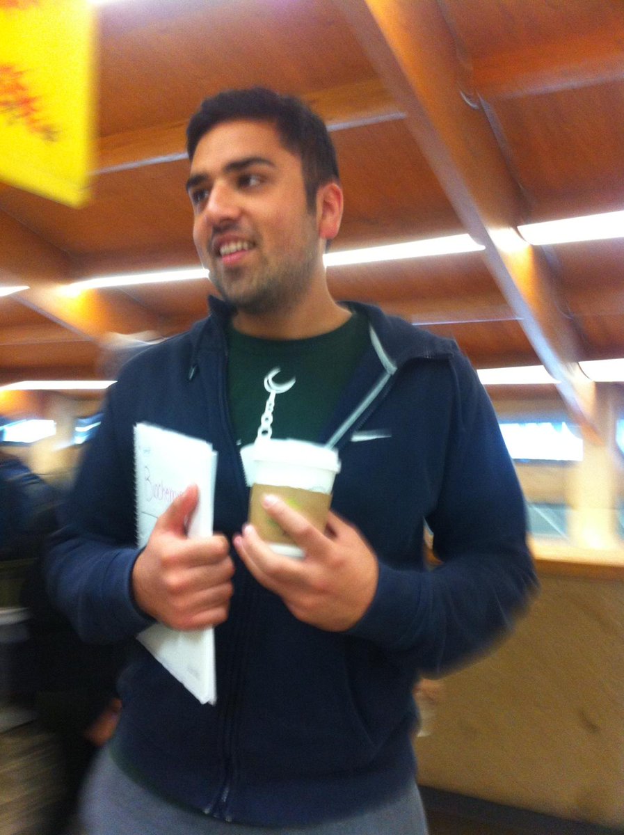 UTDHOSA's tweet photo. big s/o to @rzalicious for coming out to support HOSA TRAIL MIX STAND AT THE SU! #OneDollarSwagBag #WokeUpLikeDis http://t.co/67KvJTNqUR