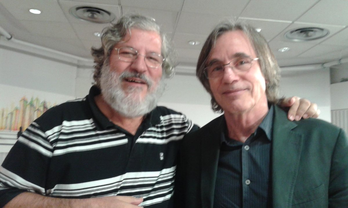 Con Jackson Browne esta mañana. Buen tipo.