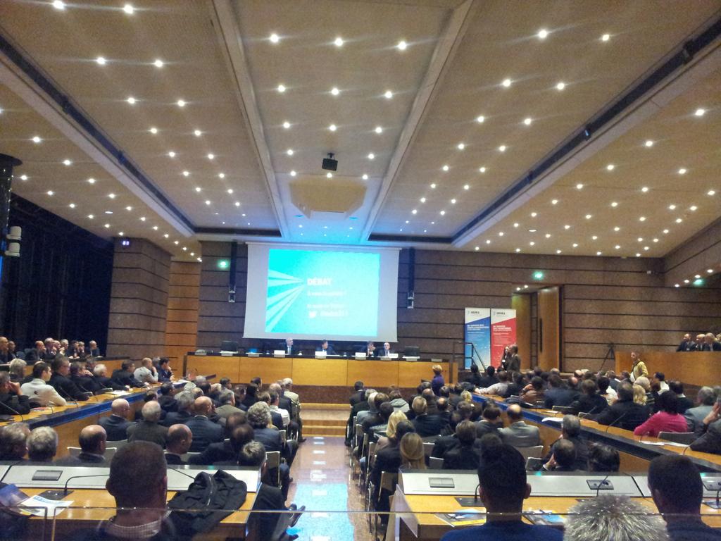 #indus311 débat animé sur la place de l'industrie demain en France