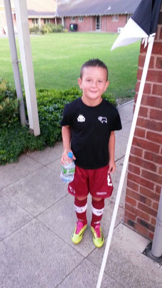 WkPriest70's tweet photo. @Keyzy6Keogh please follow and back captain, recovering rams fan x http://t.co/blE5zWYwLh my grandson says please http://t.co/Dh1uWsz1BL