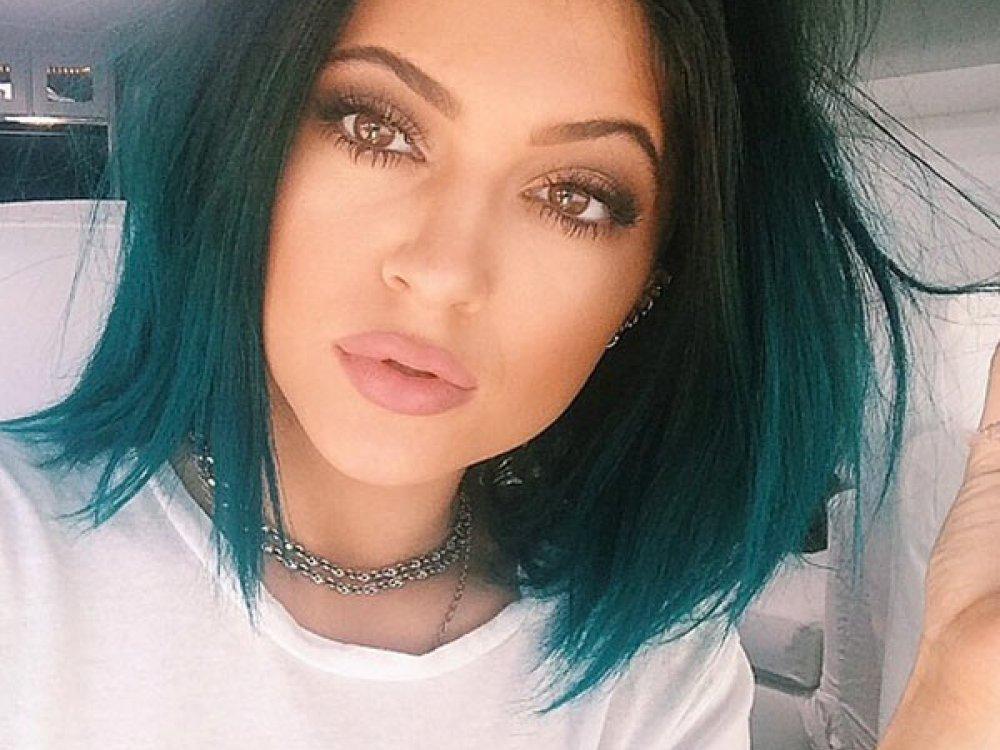 Kylie Jenner Col At Kyliejennerco Twitter