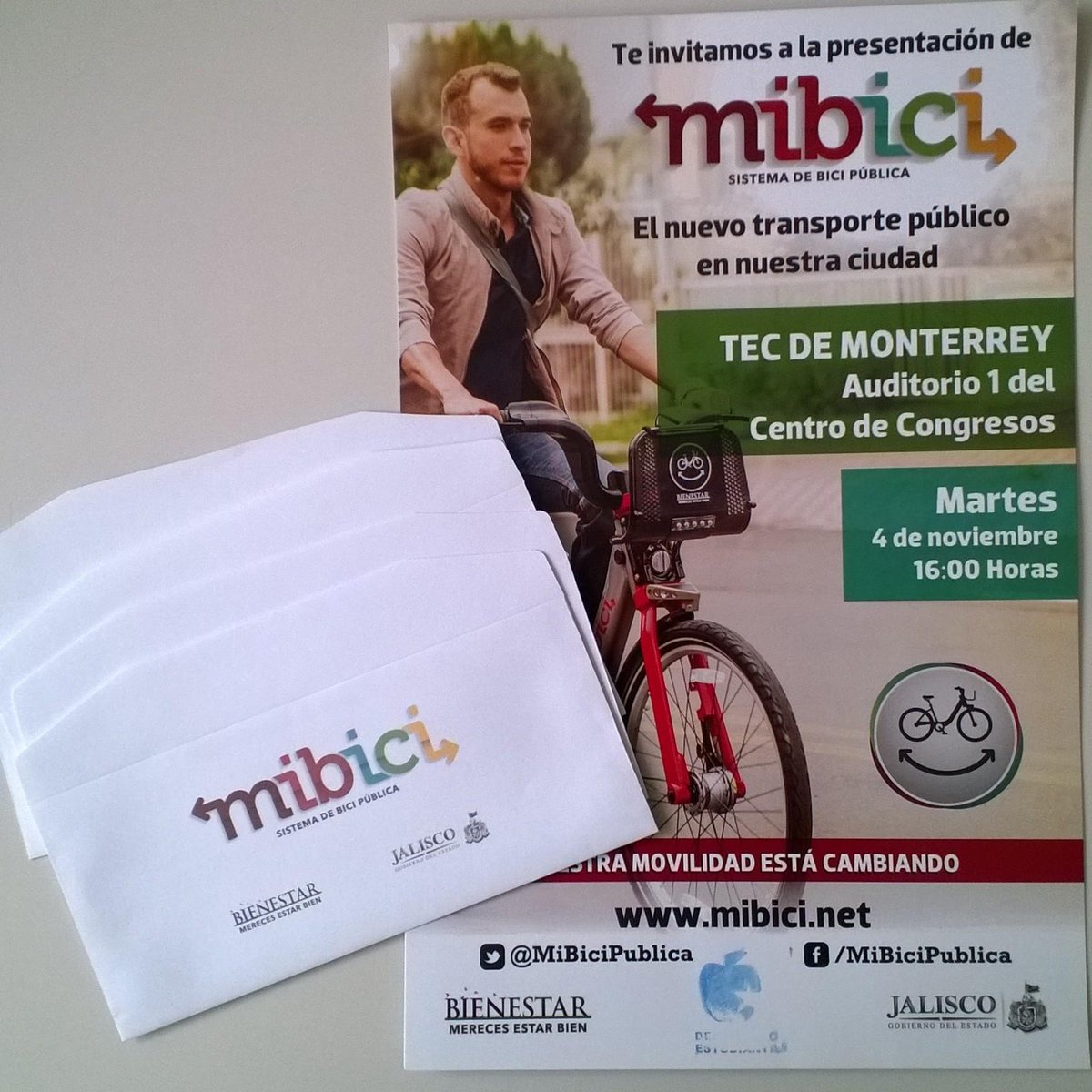bicitec's tweet photo. ¡Tenemos códigos de preregistro a @MiBiciPublica! Los estaremos dando mañana en la presentación en el @TecCampusGDL. http://t.co/ziNfAM1rZe