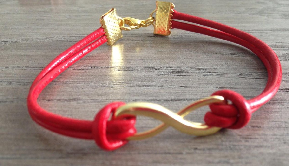amuletbb's tweet photo. #pulsera #piel #infinity color rojo #amuletbb http://t.co/IKGjFhsK1F