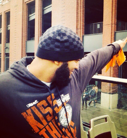 YPetit36's tweet photo. Venezuela  presente en el #SFGParade #SFGiants #ChampionsTogether http://t.co/tfMRtkgUxS
