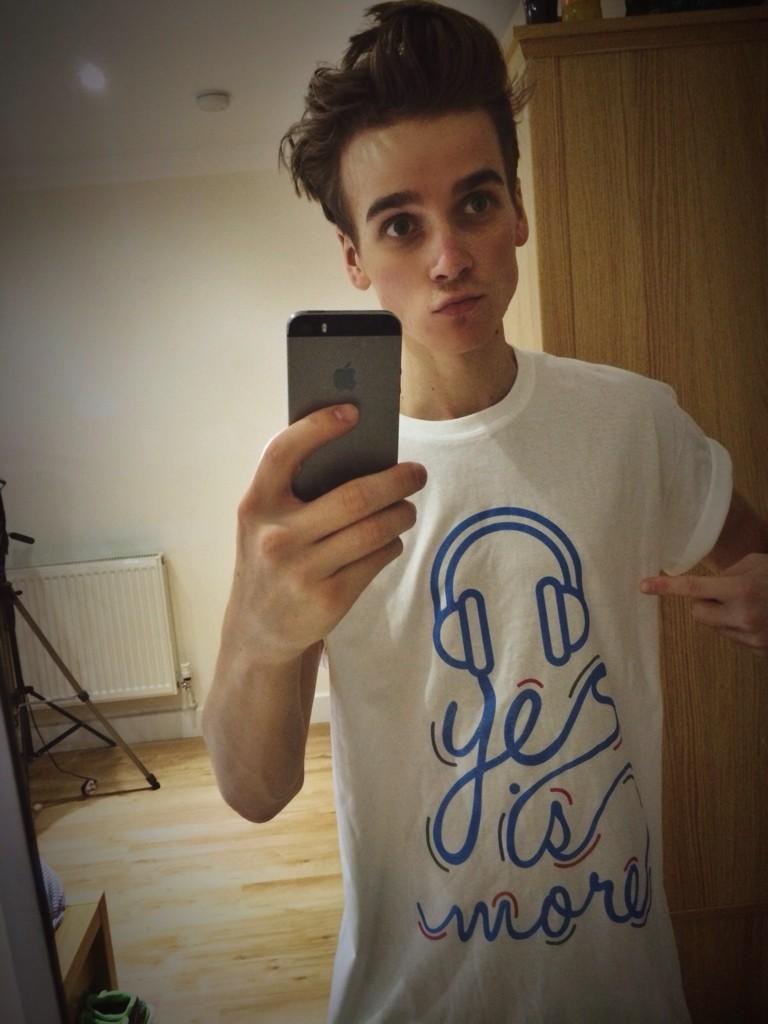 Joe Sugg On Twitter The Ncstshirt Is Here Czokqeysoc Sign Up To Ncs For Your 