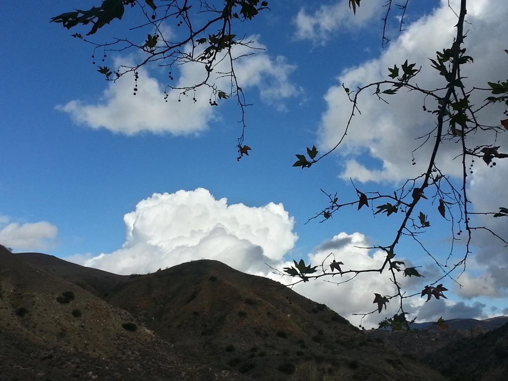 JustDucky89's tweet image. Just in case you missed how beautiful the clouds were this weekend...#SaddlebackMountains #WhitingRanch #OC